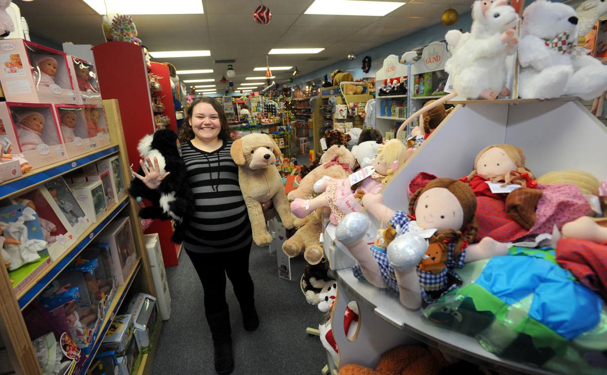 the little toy box company