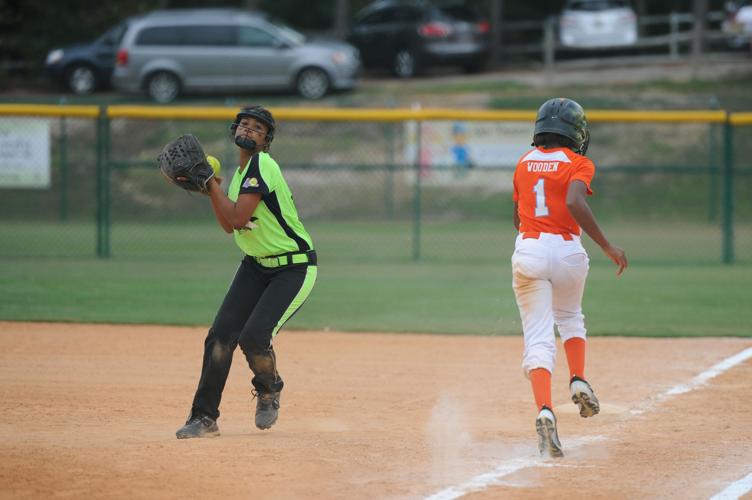 Monday round at Dixie Softball World Series Gallery