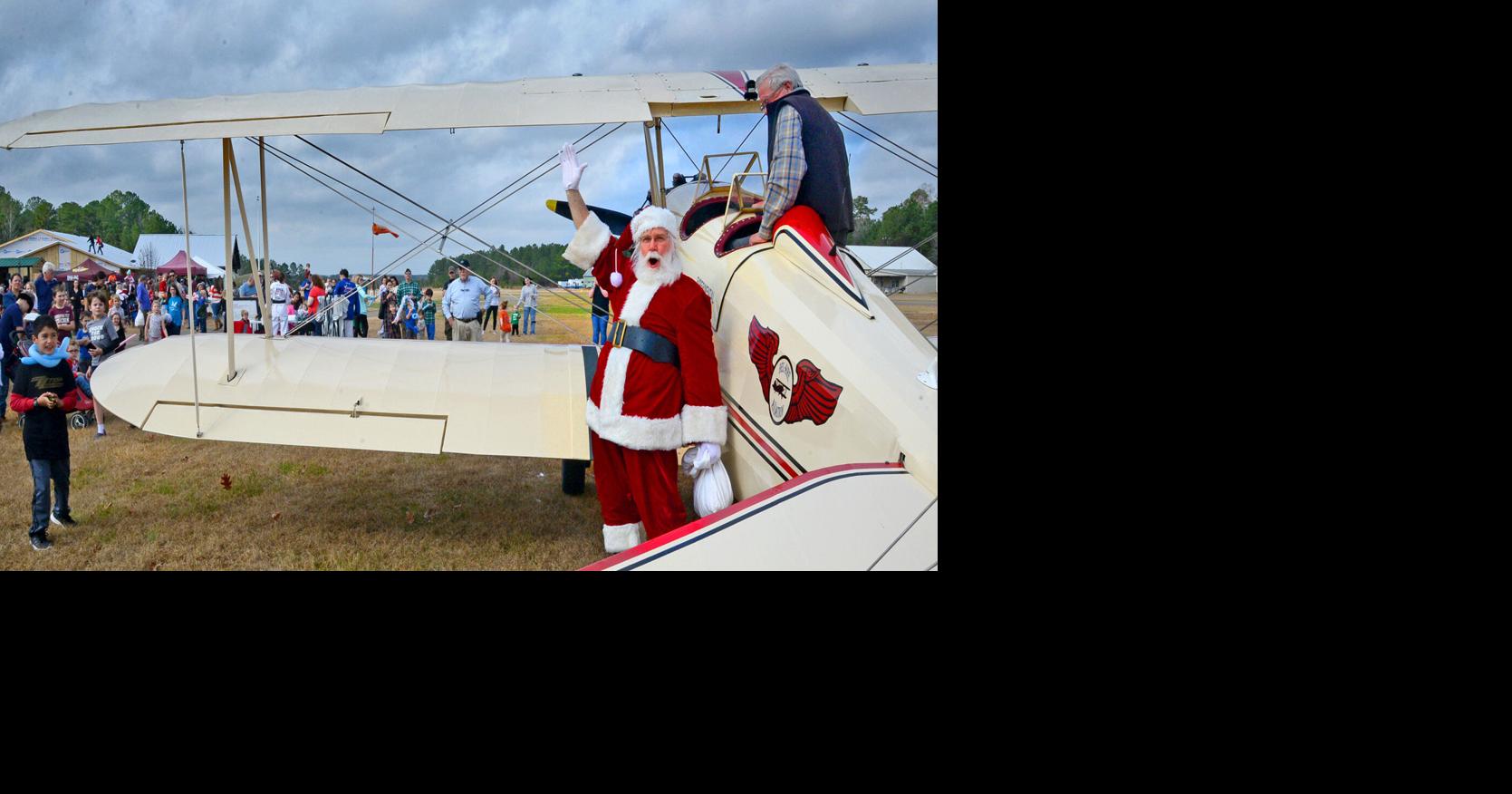 Santa is Flying In for BBQ And Photos | Features | thepilot.com