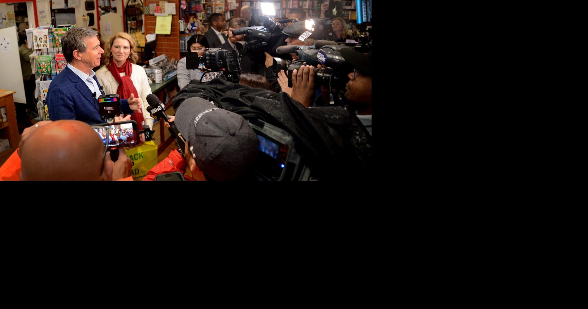 Coopers Visit Southern Pines to Shop, Show Support News