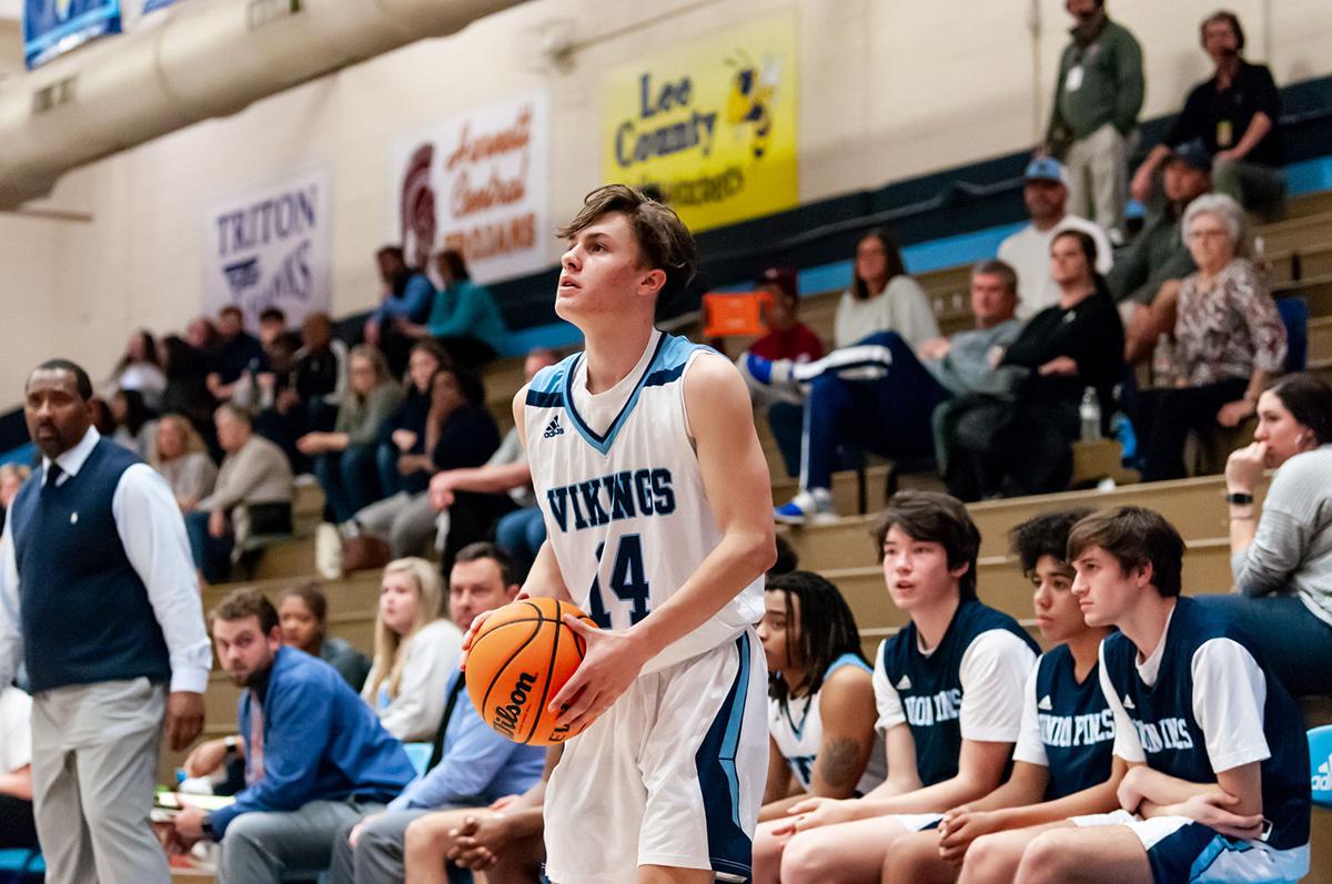 Union Pines men defeat Lee County 49-47