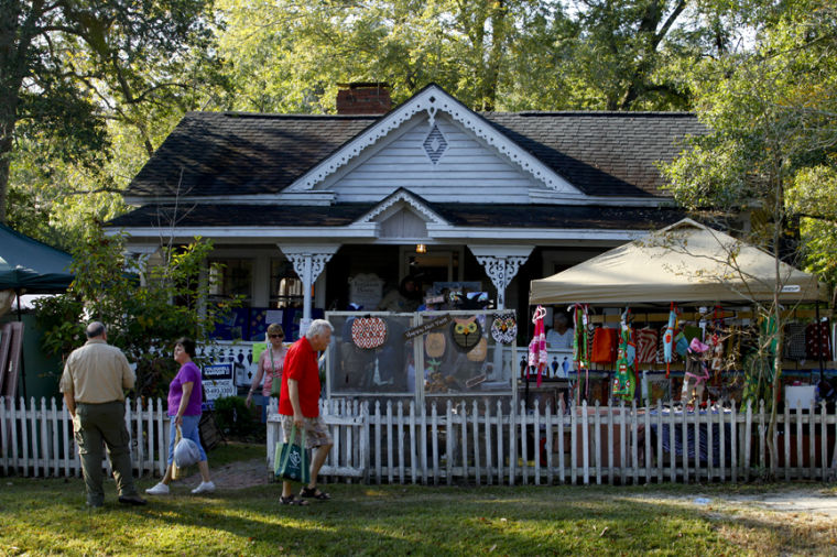 Cameron Fall Antiques Street Fair News