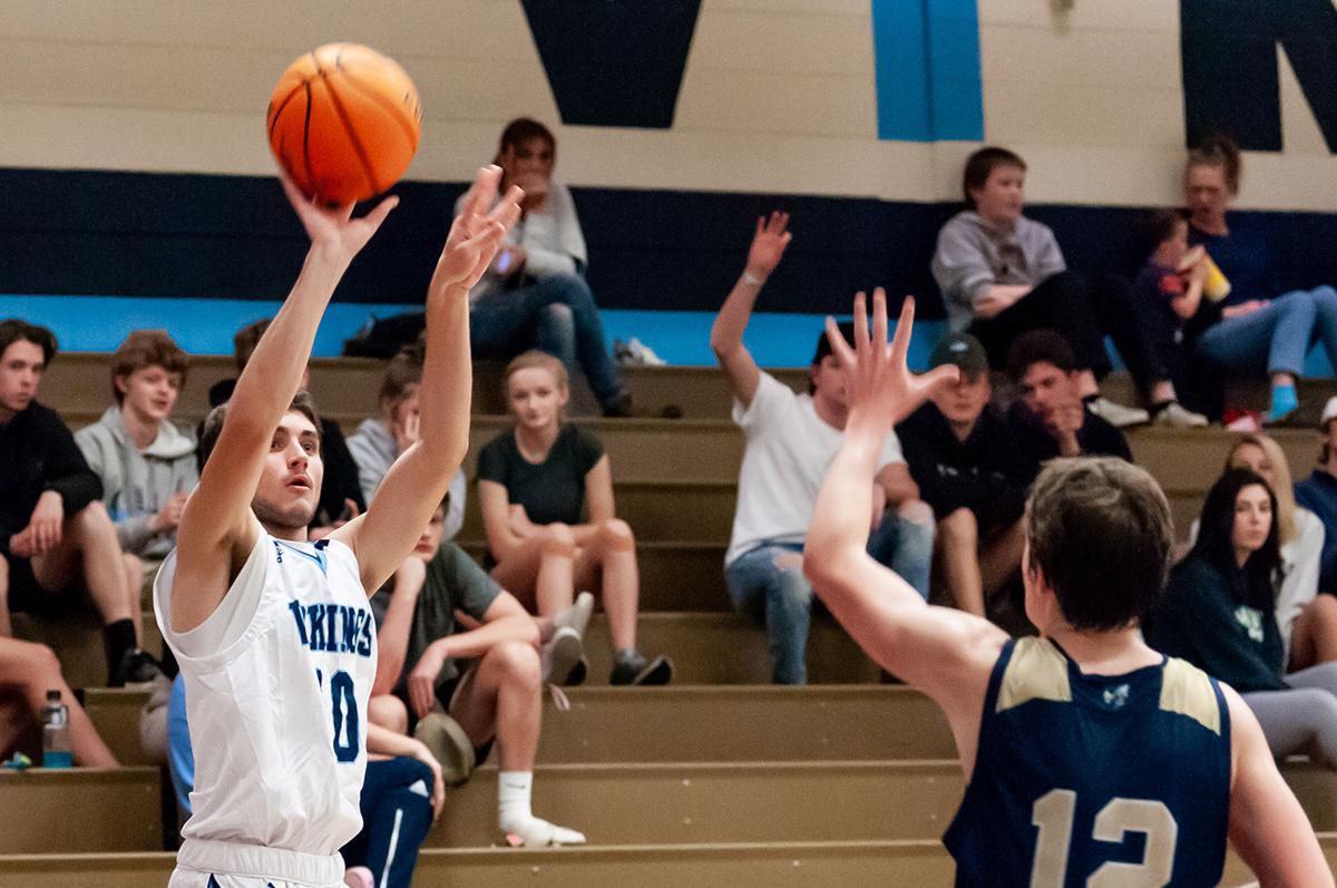 Union Pines men defeat Lee County 49-47