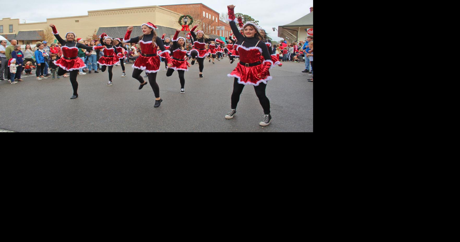 Photo Gallery Southern Pines Christmas Parade Gallery