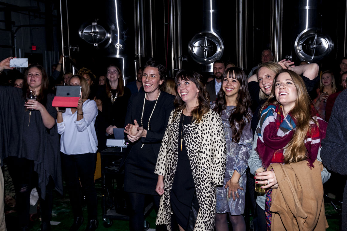 r riveter handbolsas after shark tank