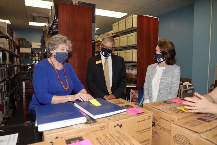 Pinehurst Lecturer Donates Rare Chagall Collection to UNCP Library ...