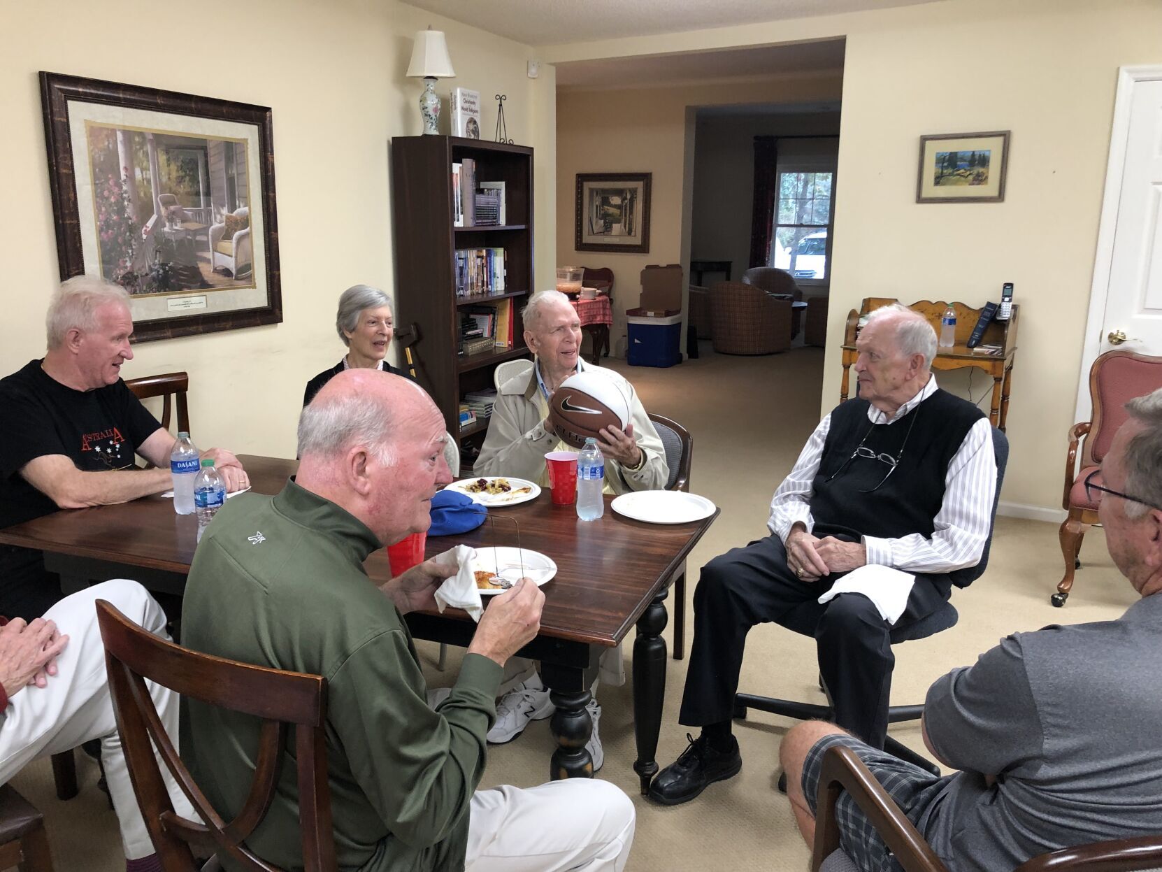 Bible Study Shows Gratitude to Wetmore, the Oldest Living Duke