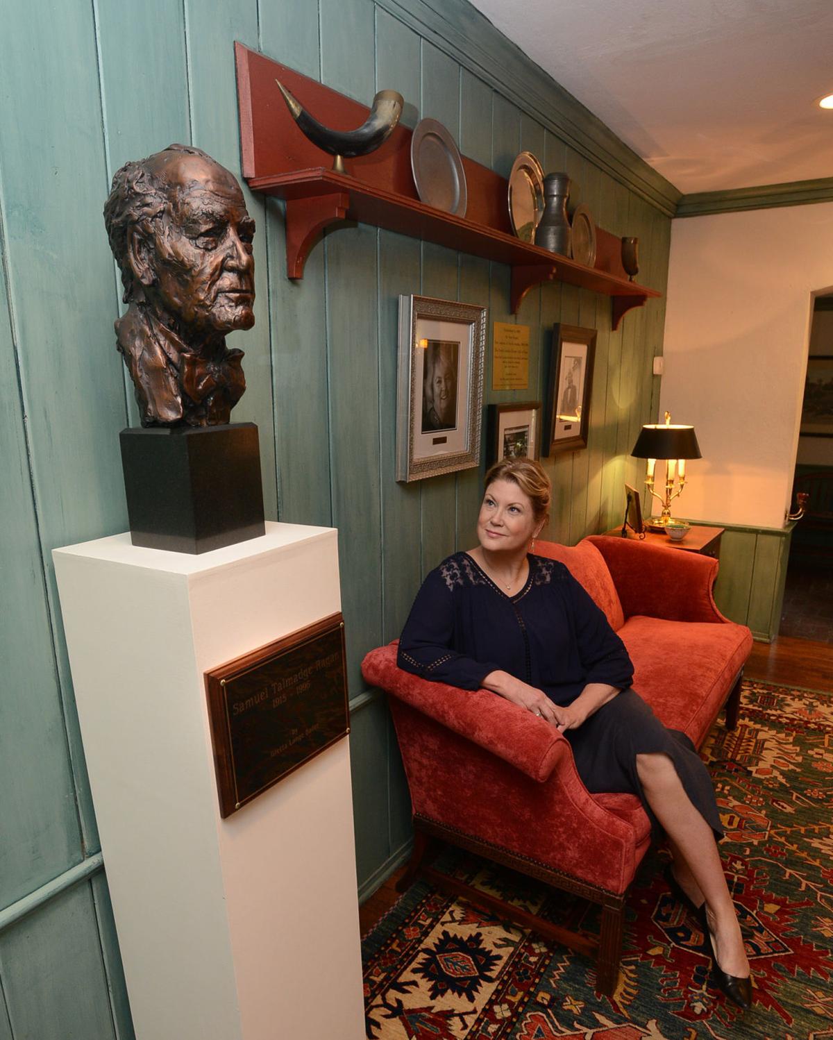 Weymouth S Great Expression Talking The Darkness Away News Thepilot Com