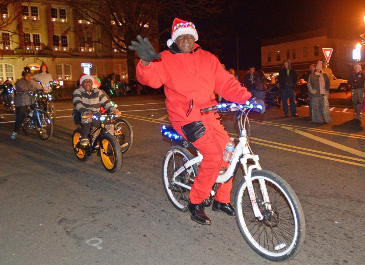 Earl N.C. Christmas Parade 2021
