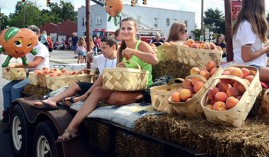 Peach Festival Packs Downtown Candor Gallery