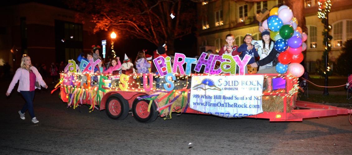 Carthage Christmas Parade 2021 Gallery