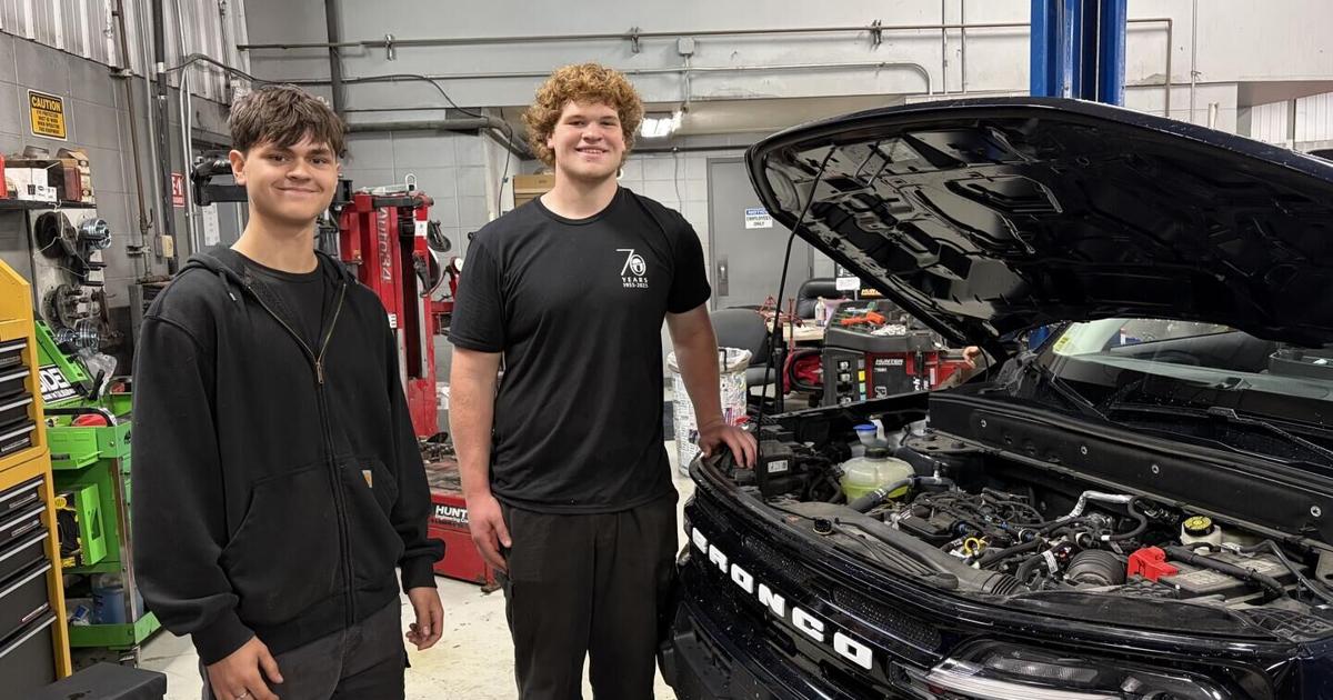 Automotive technician CTE students receives full time employment from Oliver Ford after completing internships