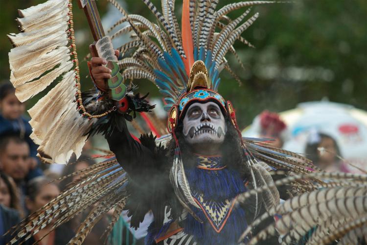 Dia de los Muertos Festival honors traditional holiday
