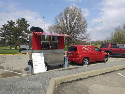 Food trucks set up at interstate rest stops for hungry truckers ...