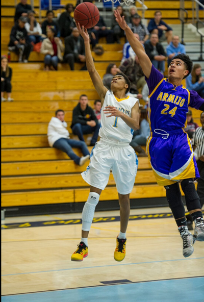 Heritage High School Boys Basketball Team Knocks Off Armijo