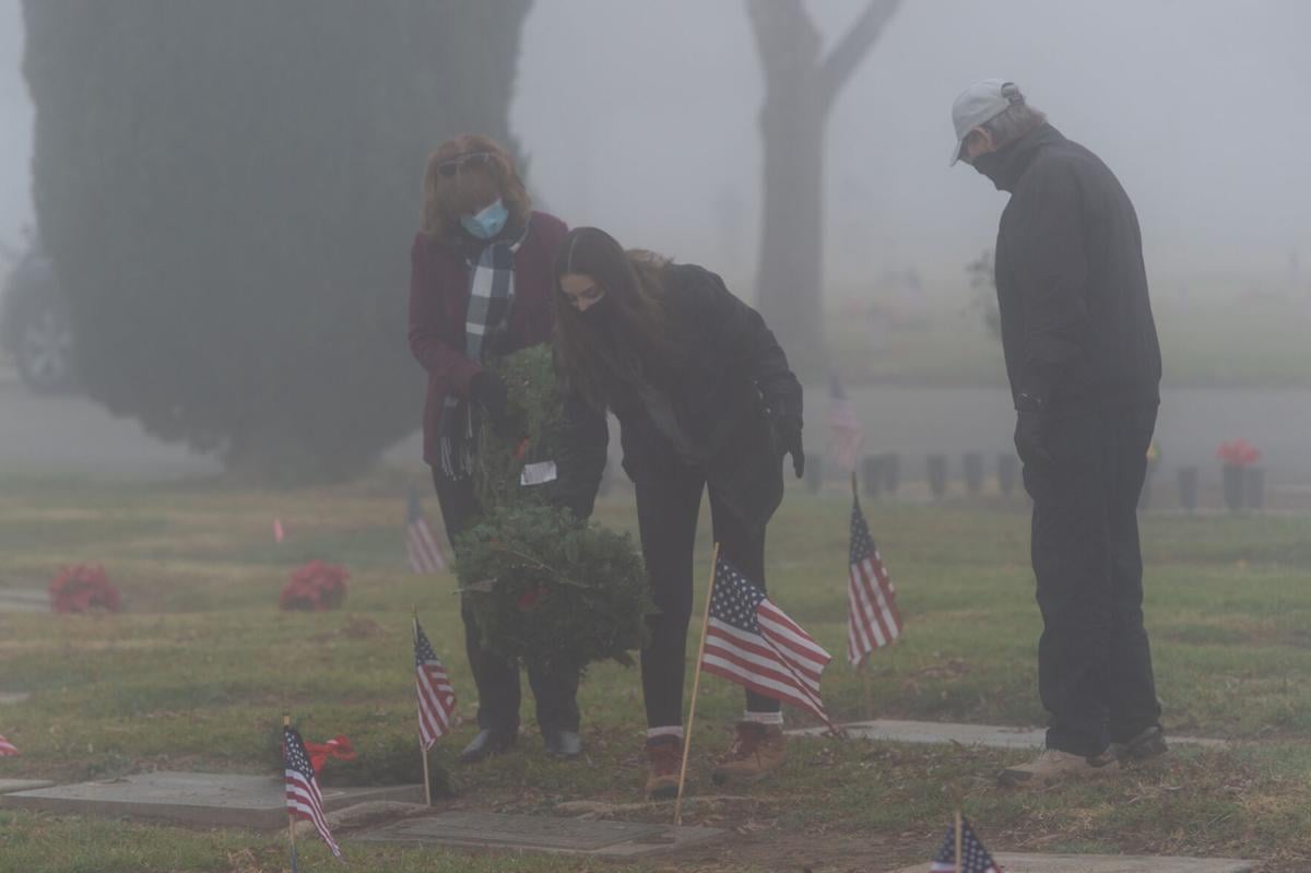 Wreaths Across America_20201219