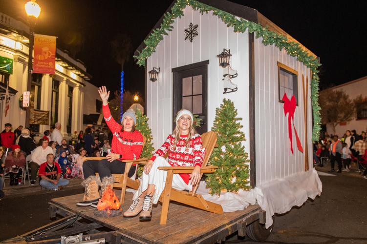 Holiday Parade 2022_13.jpg