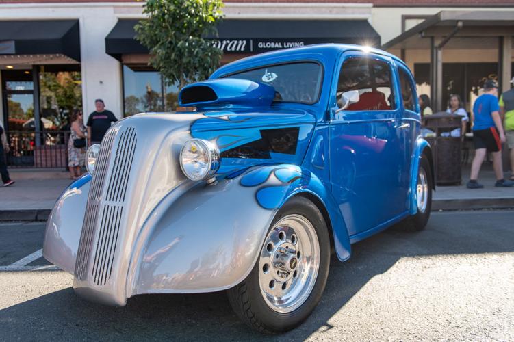Cruisin-Blues-2022_03.jpg
