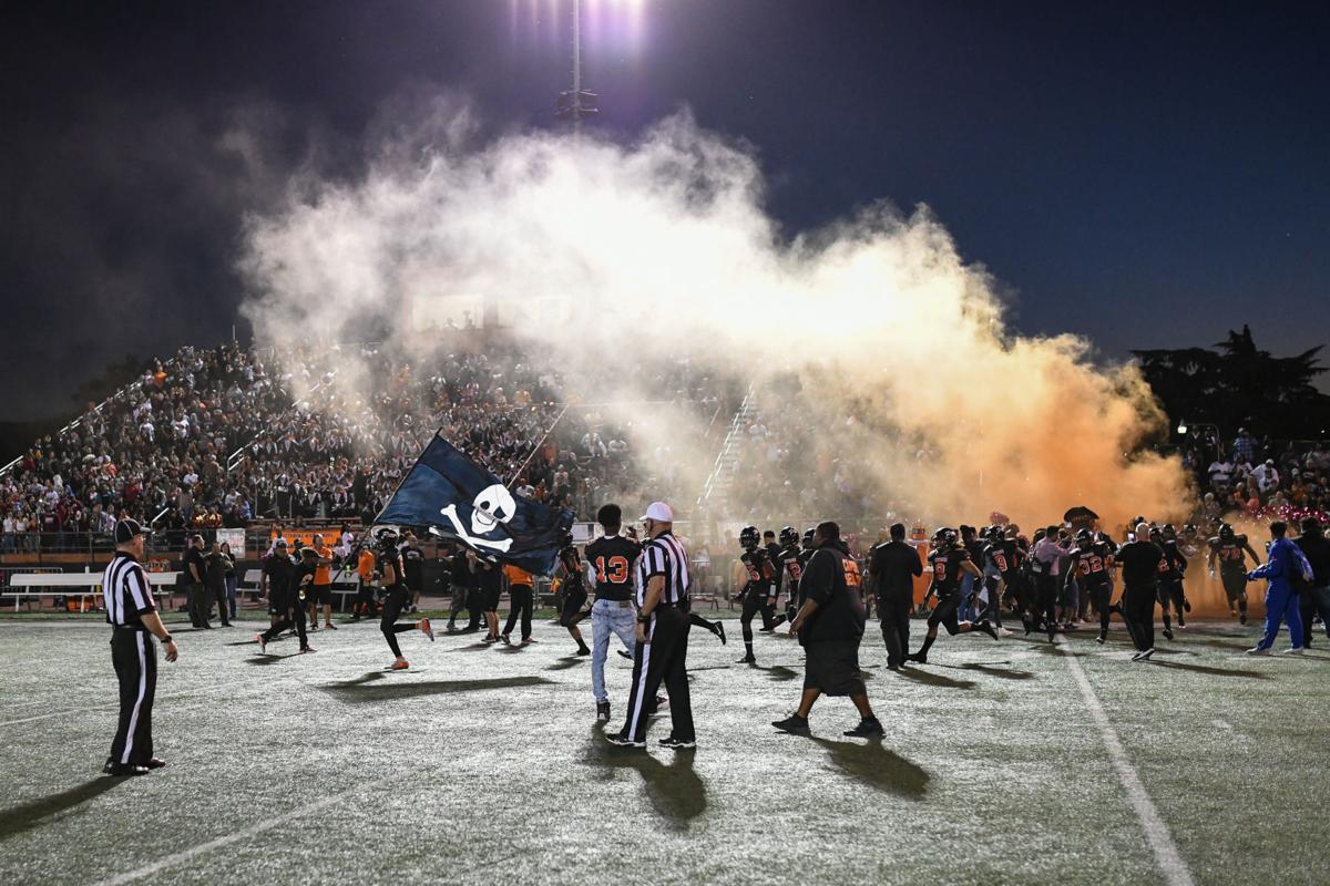 Photos Liberty High School Vs Pittsburg High School Football