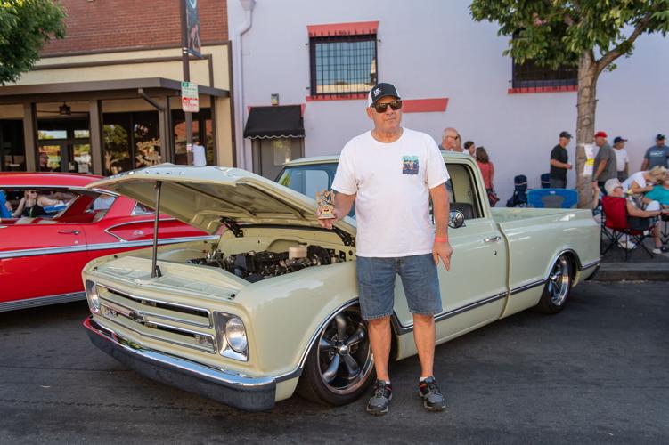 Cruisin-Blues-2022_08.jpg