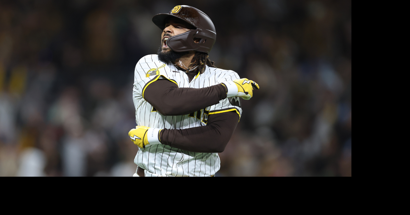Padres stay perfect at home with come-from-behind win thanks to two Fernando Tatis Jr. home runs