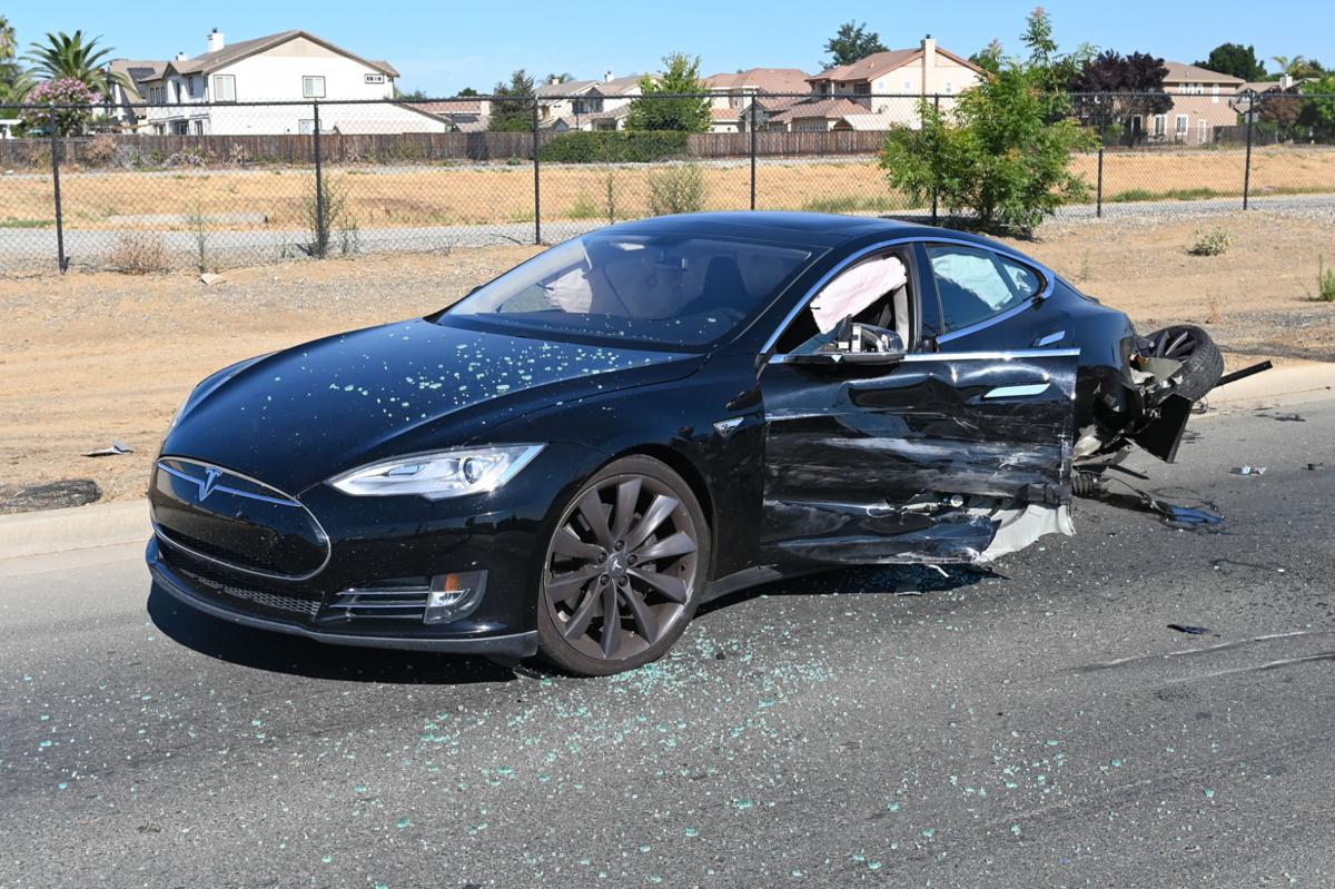 Sellers Ave head-on