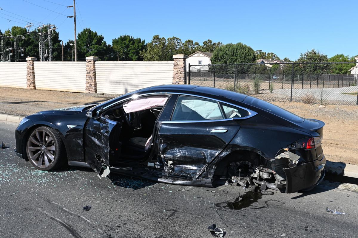 Sellers Ave head-on