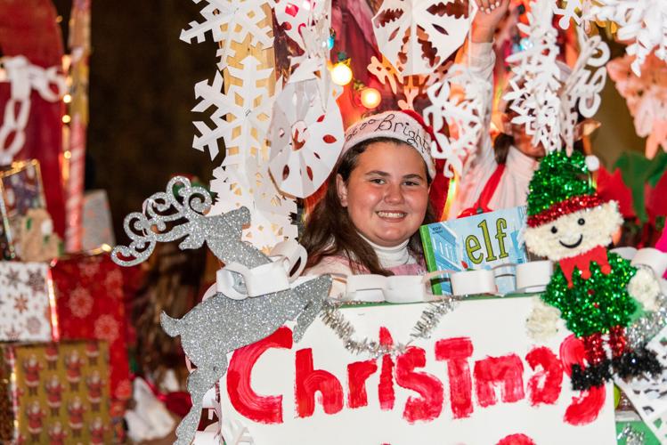 Holiday Parade 2022_33.jpg