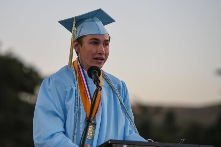 [Photos] 2019 Heritage High School graduation Slideshows