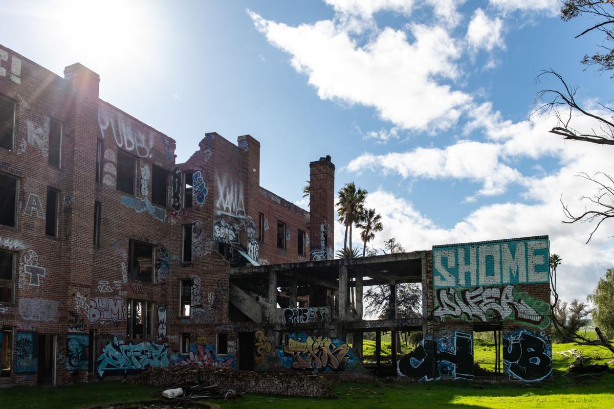 [Photos] Byron Hot Springs Hotel Slideshows