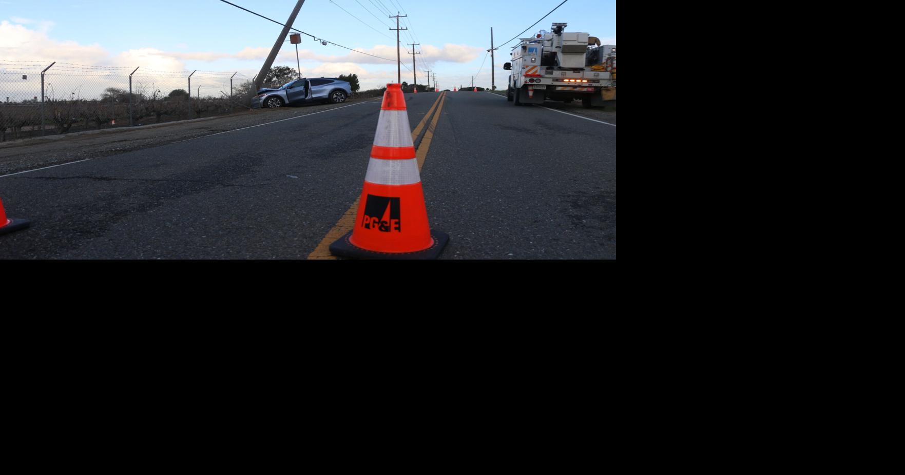 Car crashes into power pole in Oakley, knocking out power nearby | News ...