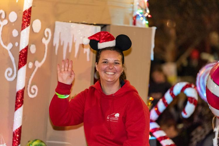 Holiday Parade 2022_38.jpg