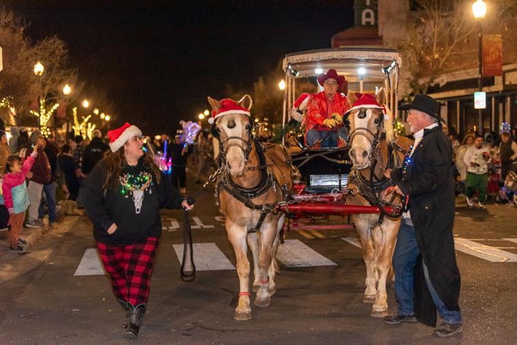 Holiday Parade 2022_39.jpg