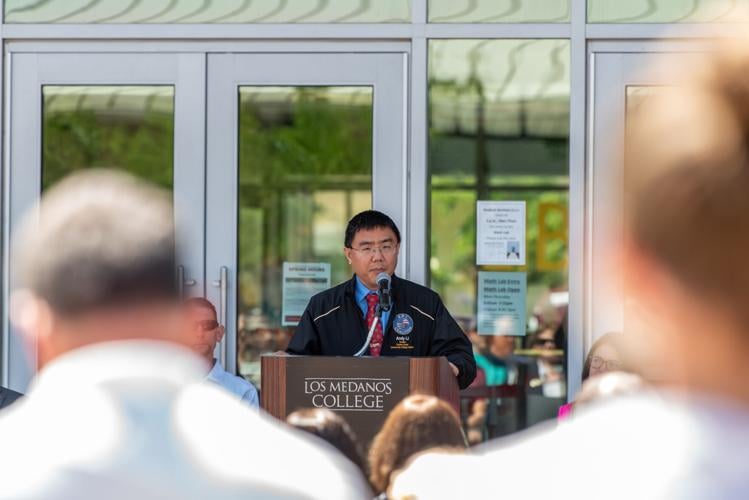 LMC-Brentwood-Ribbon-Cutting_08.jpg