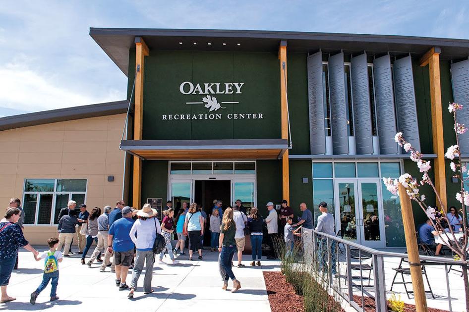 City of Oakley public to new recreation center Features