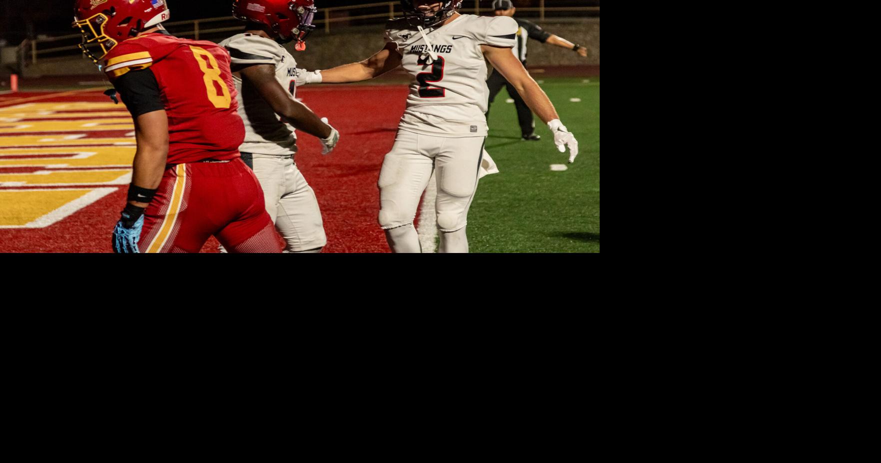 Liberty football 'learns' from home opener loss to Monte Vista