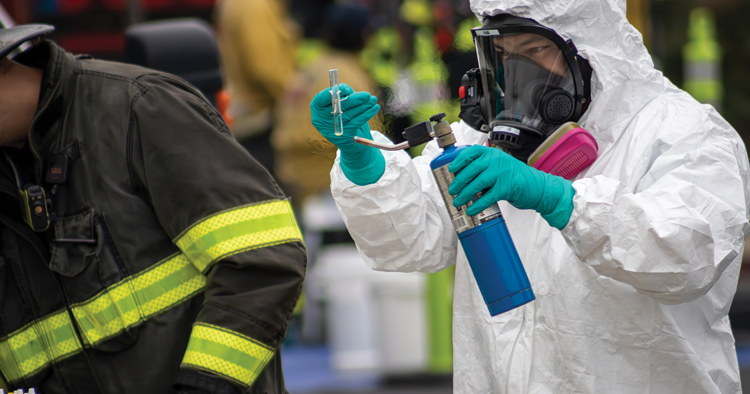 Bomb squad, federal agents respond to garage on Lipton Street in Antioch