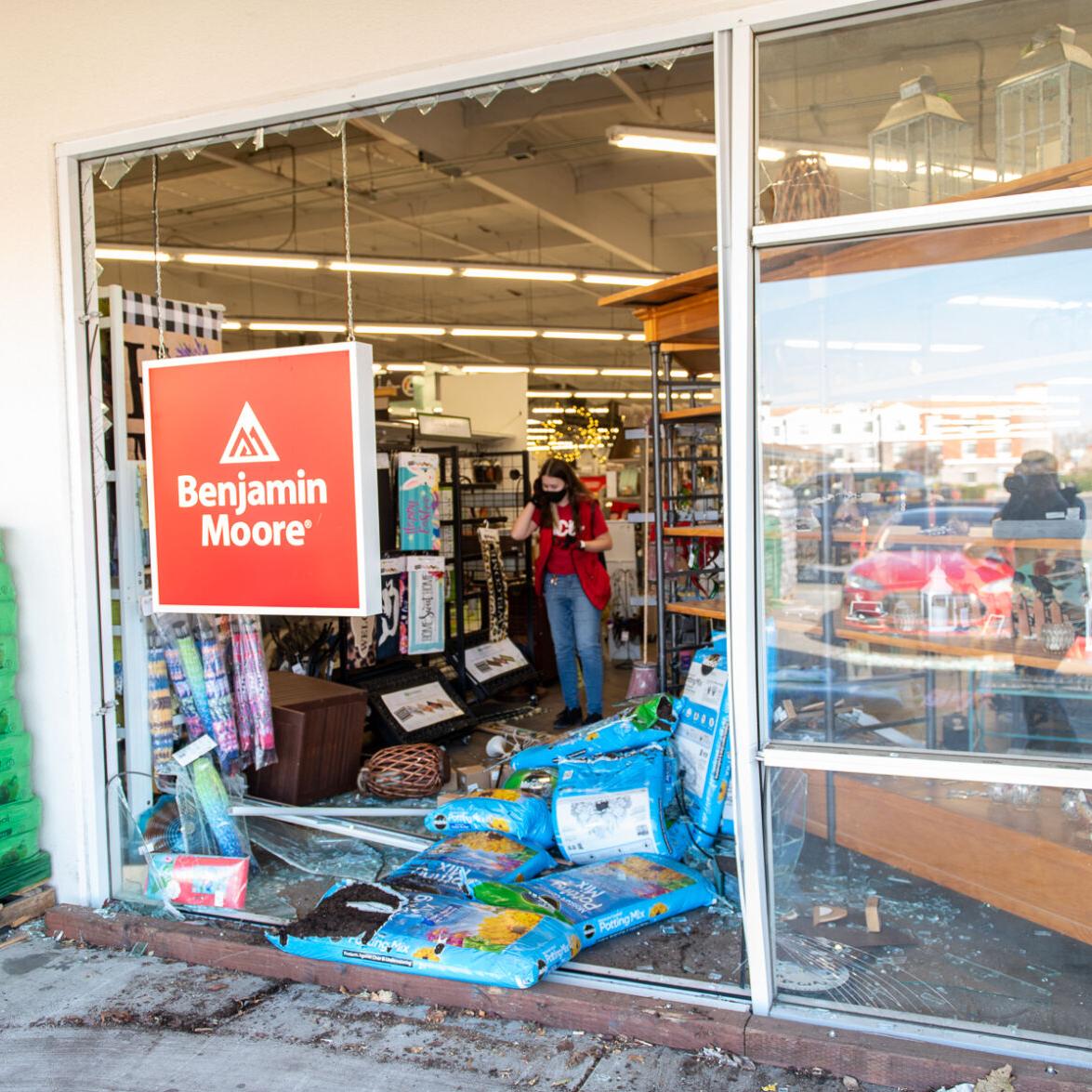 Car crashes into Brentwood Ace Hardware | Brentwood 