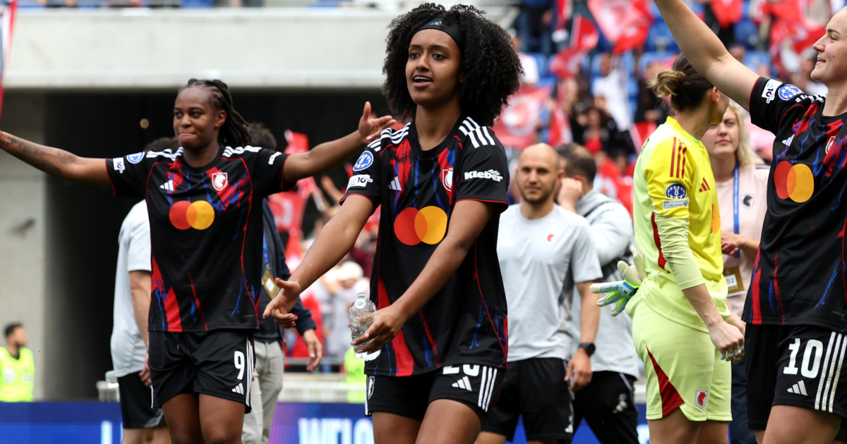 OL Lyonnes boss Jonatan Giraldez faces former club Barcelona in high ...