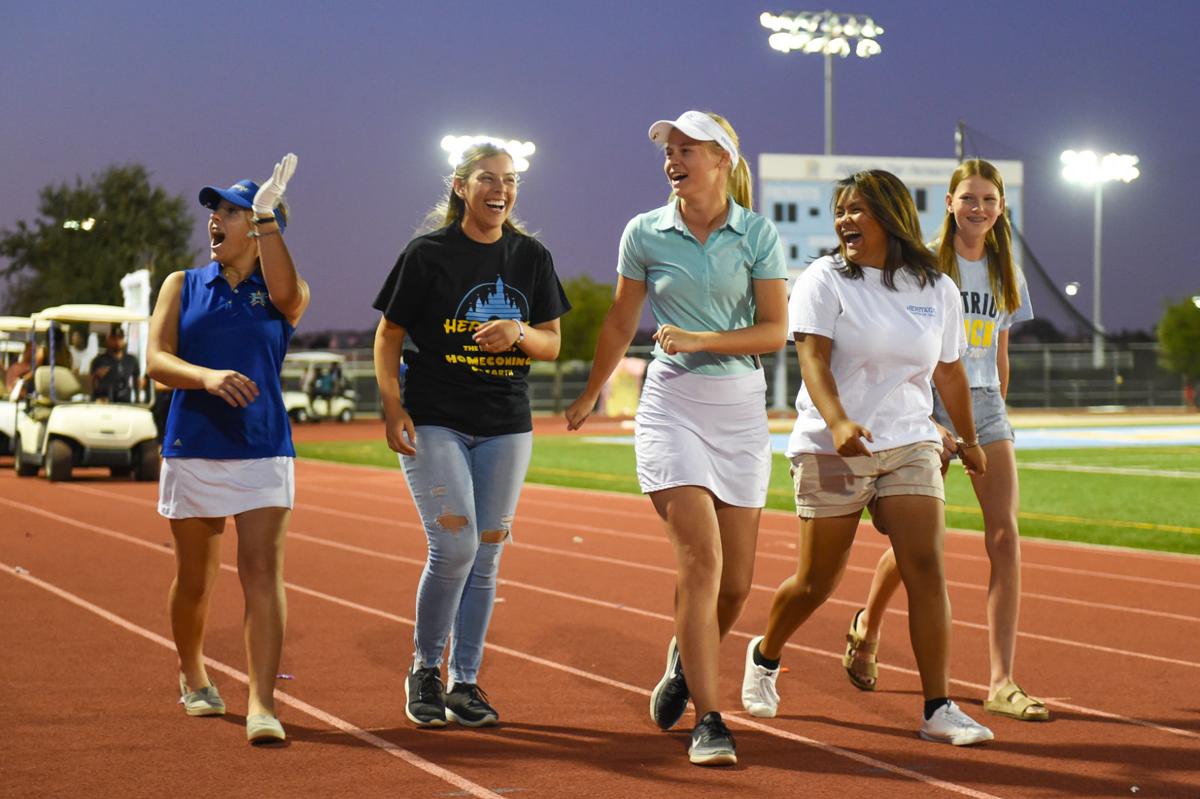 [Photos] Heritage High School 2019 parade Slideshows