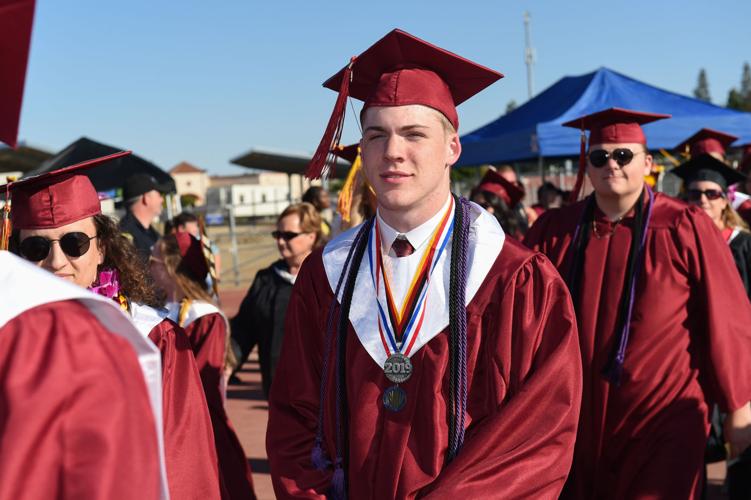 [Photos] 2019 Liberty High School graduation Slideshows