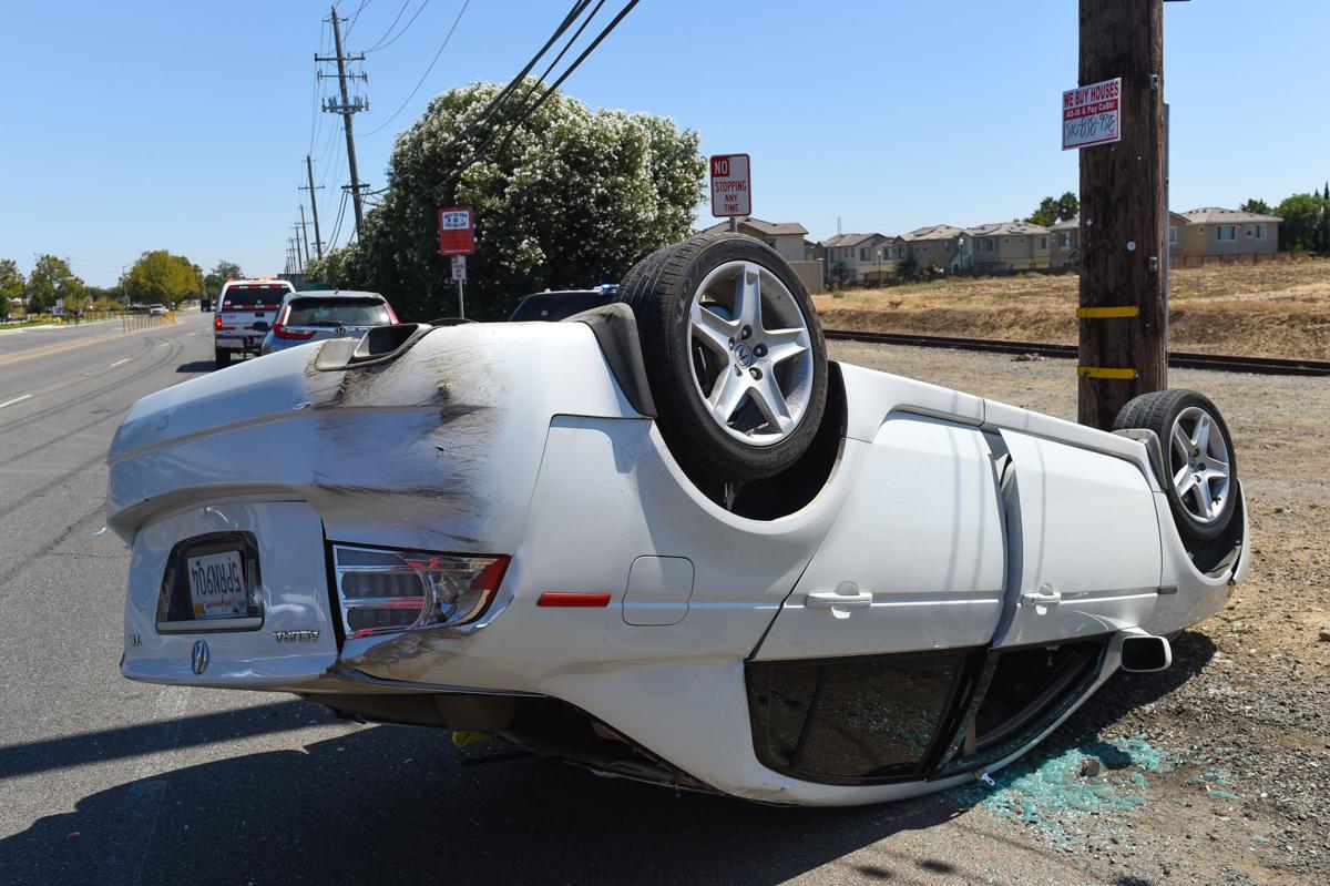 Brentwood Blvd rollover-1979.jpg
