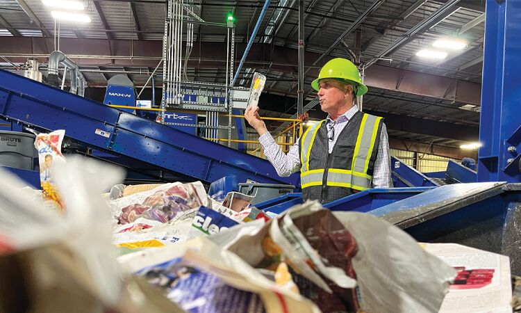 Recycling center modernized | Features 