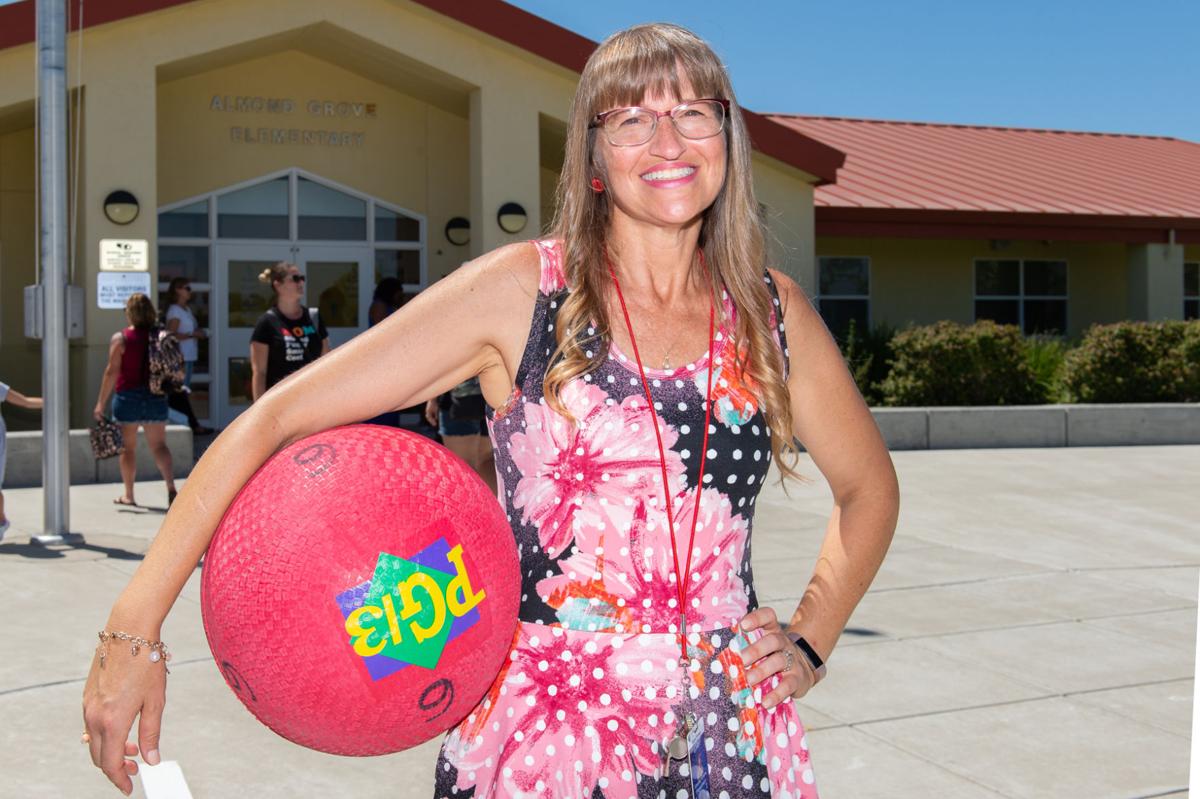 Backtoschool humor at Almond Grove Elementary School in Oakley News
