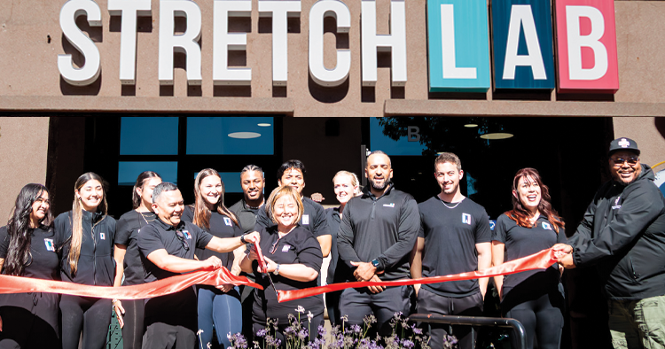 StretchLab celebrates its one-year anniversary with ribbon-cutting ceremony