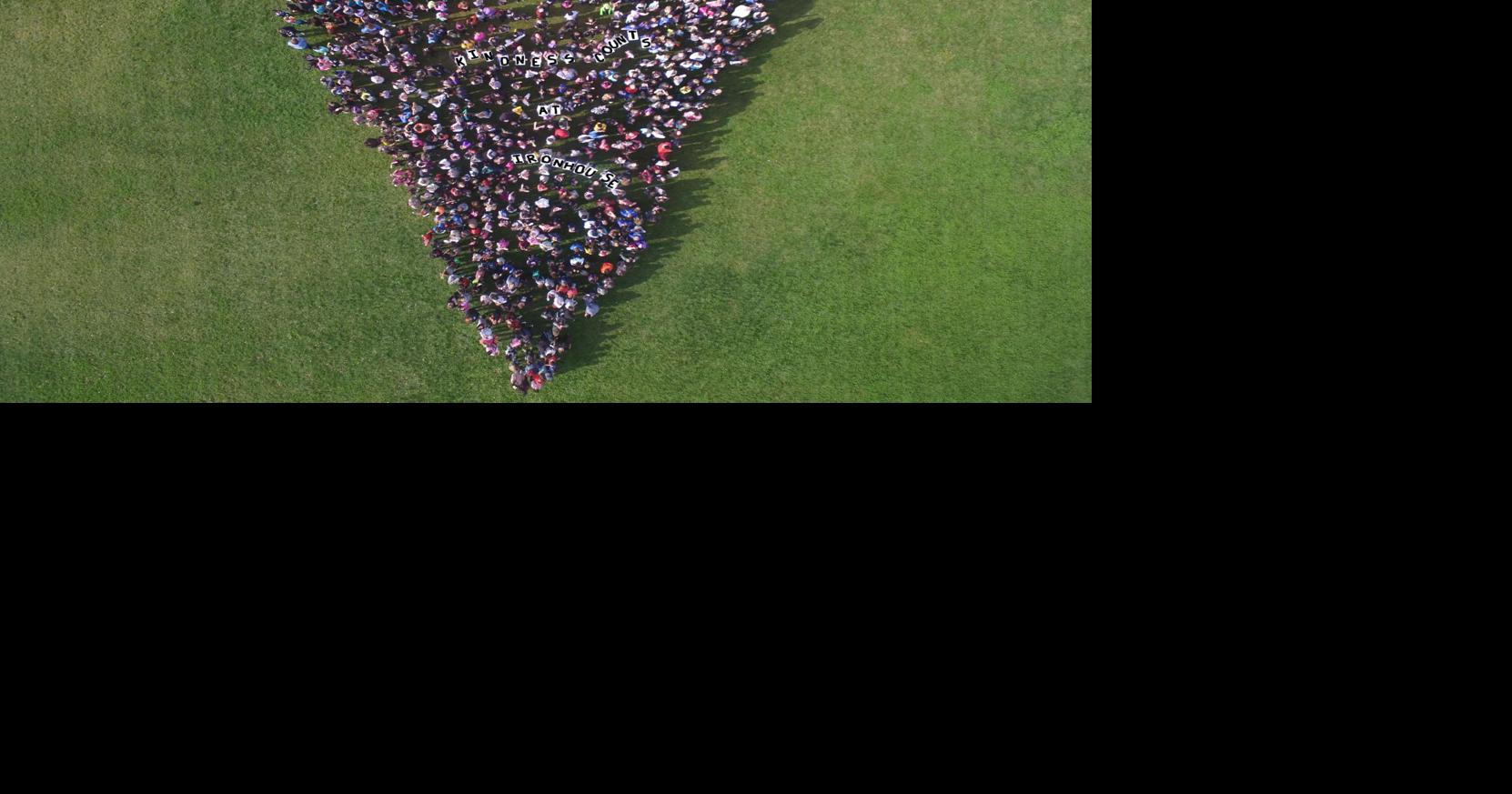 Iron House Elementary firstgrader makes over 850 bracelets for the