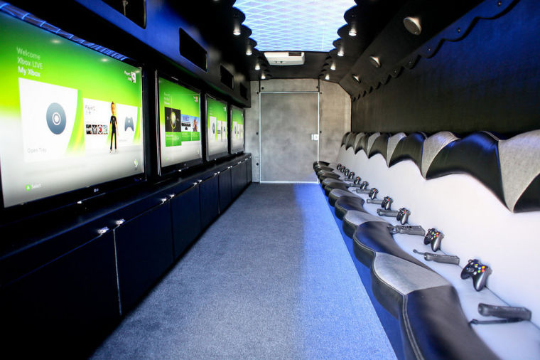 Game Truck Offers The Ultimate Video Game Party Experience Arts Entertainment Thepress Net