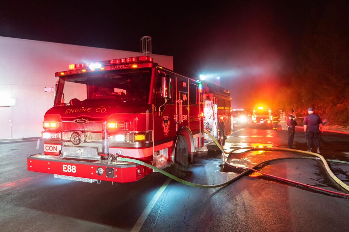 05_HomeGoods fire_20210328.jpg