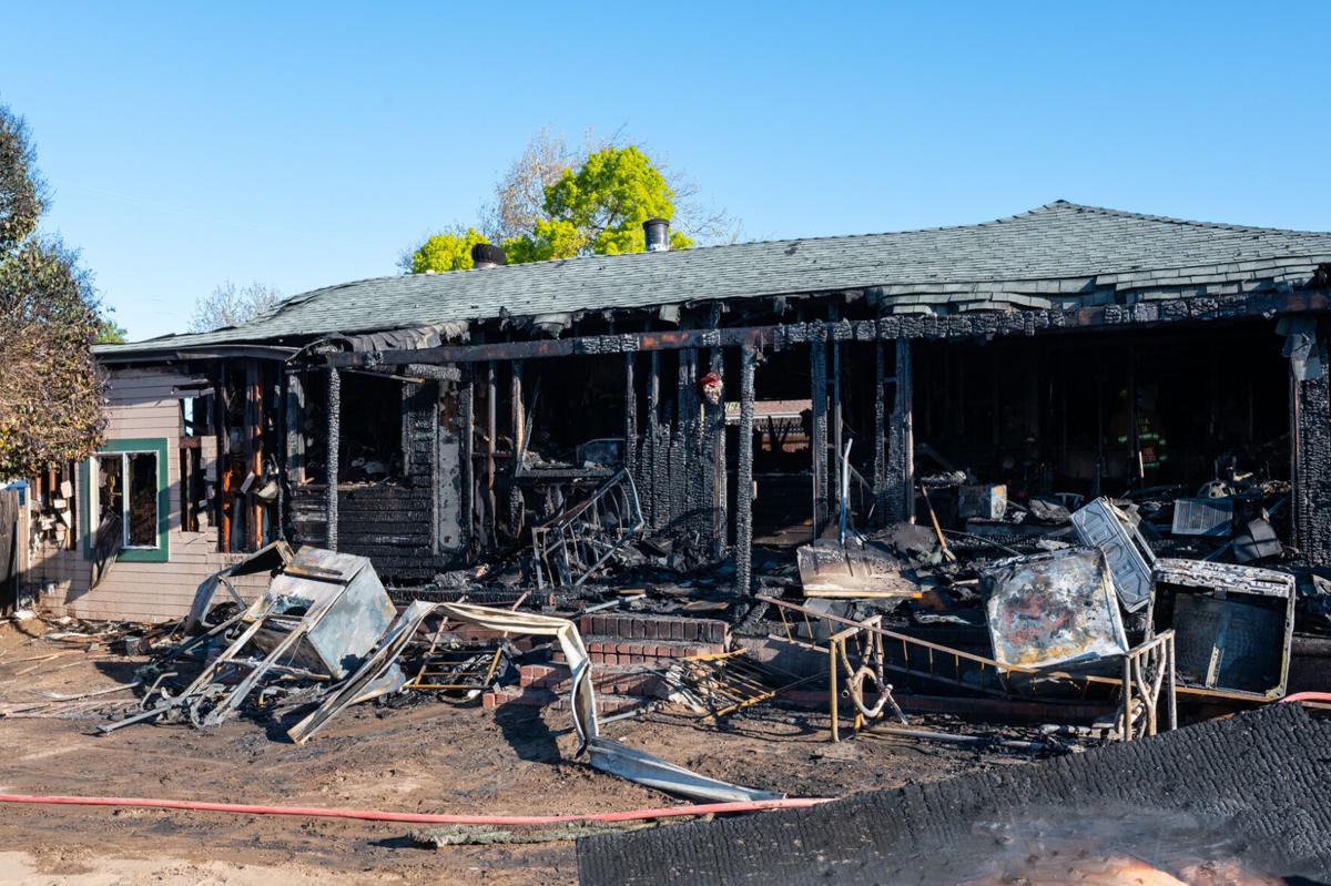 Fire destroys Oakley home, displaces four residents | Oakley 