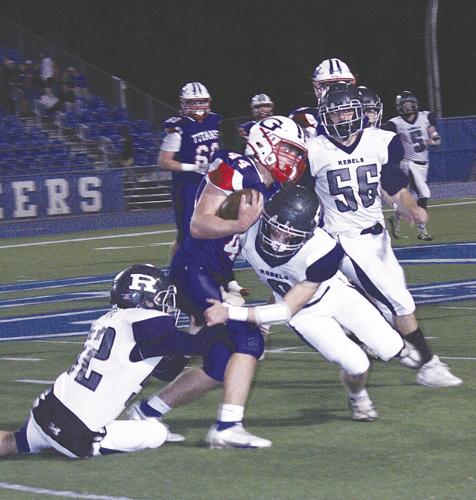 Utter leads Rebel offense; Ritchie to host final game | Sports ...